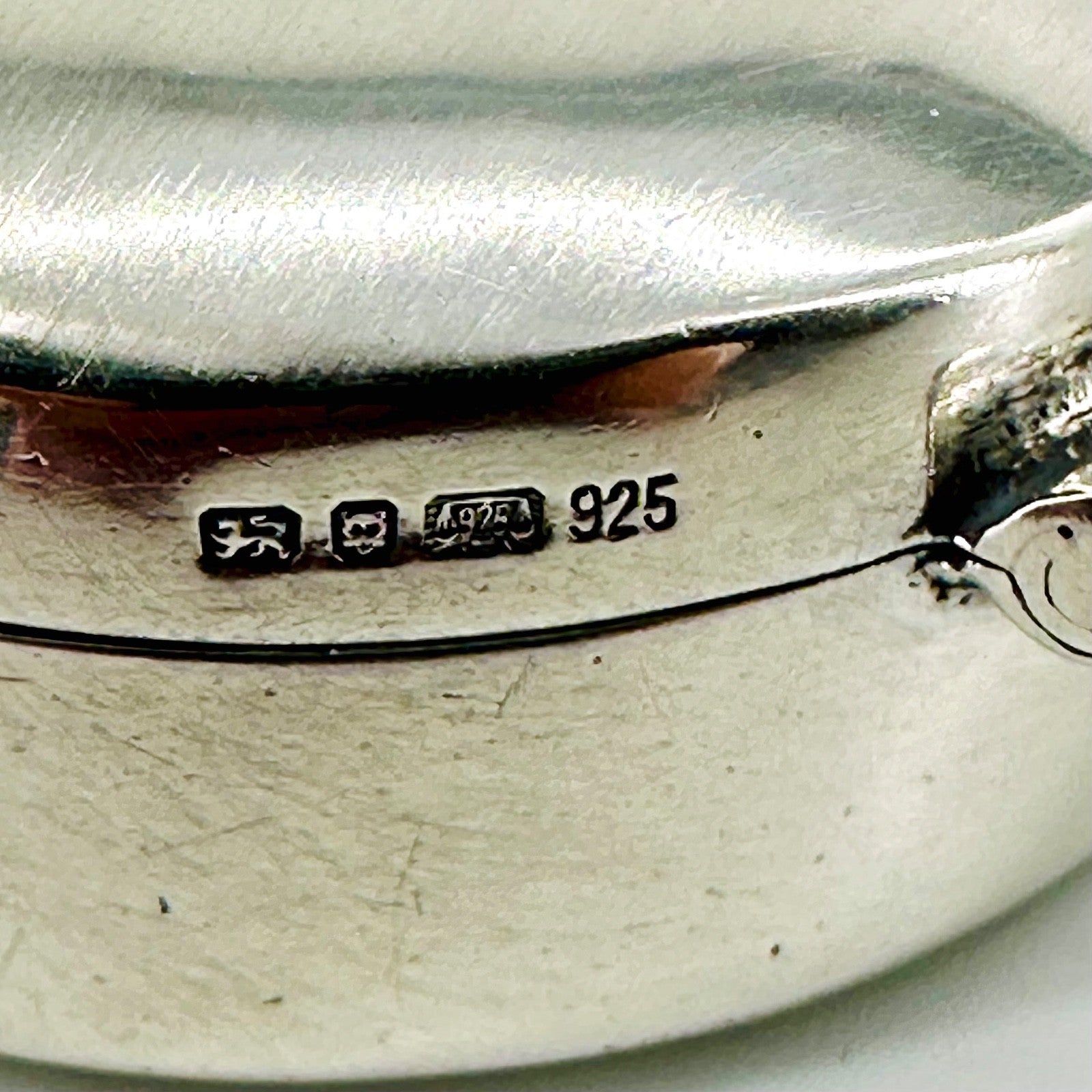 Vintage Silver Pill Pot – Ari D Norman – London 1987 – 11.25g