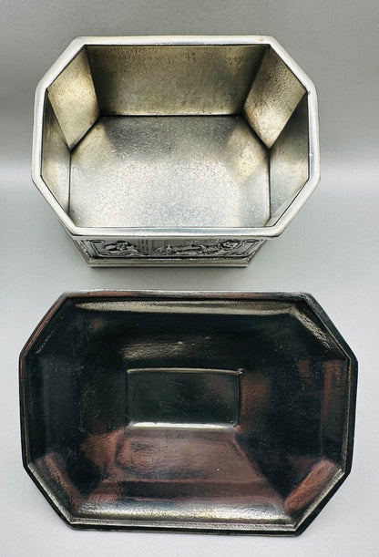 A.E. Williams Pewter Lidded Box with Lion Finial - Stunning Decorative Piece