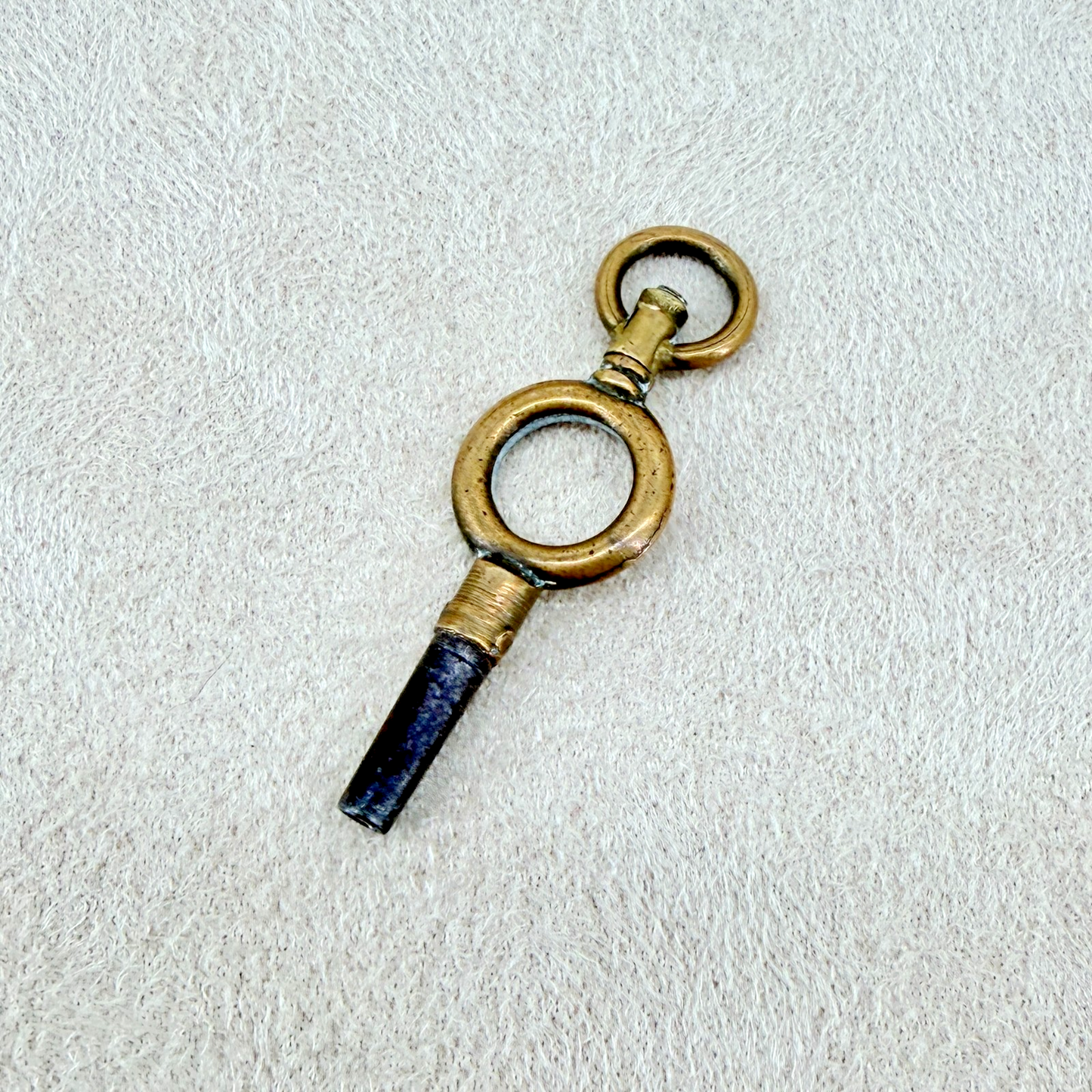Antique Pocket Watch Winding Key 1.5mm – Swivel Bow