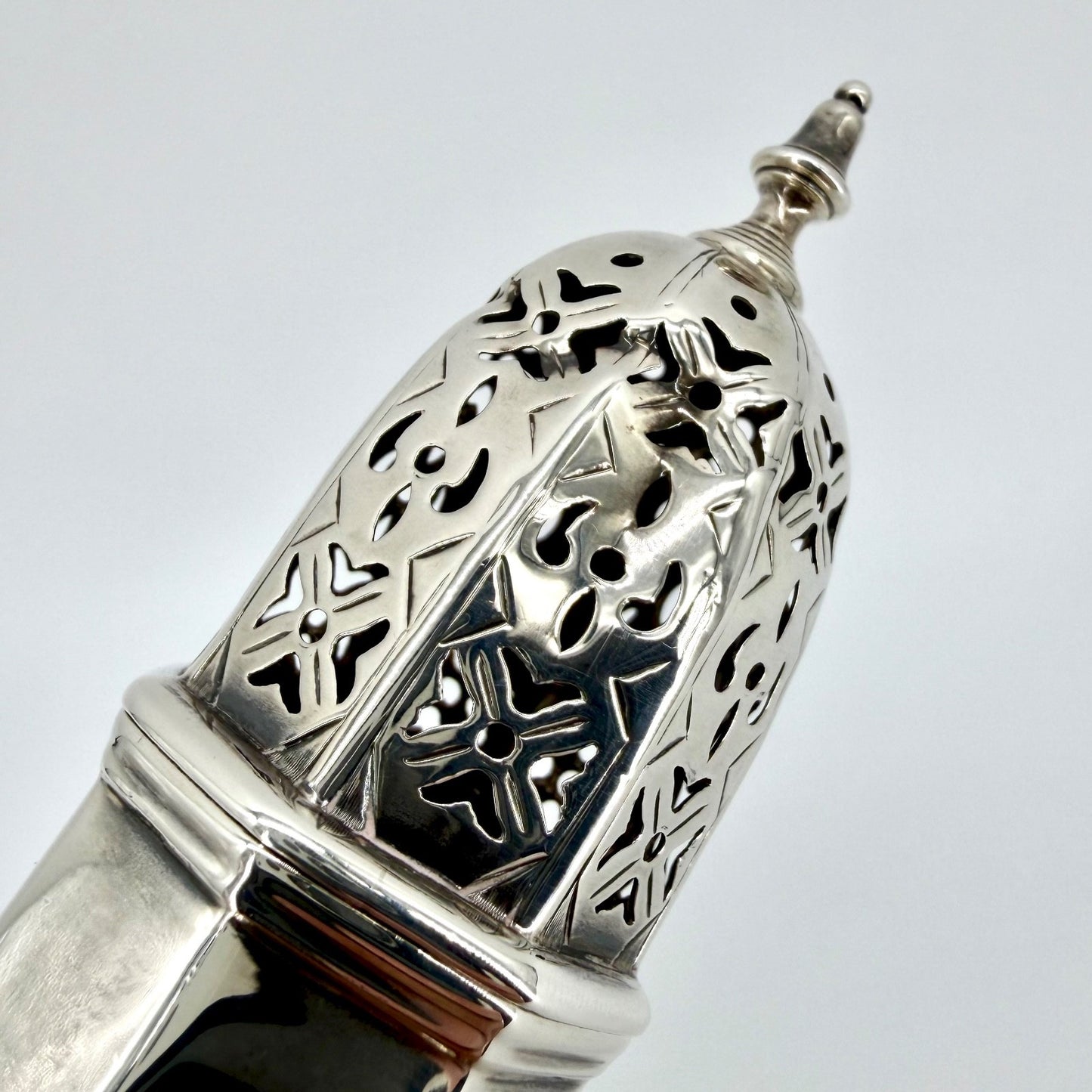 Antique Sterling Silver Sugar Caster – Sheffield 1901 Martin Hall & Co. - Boxed