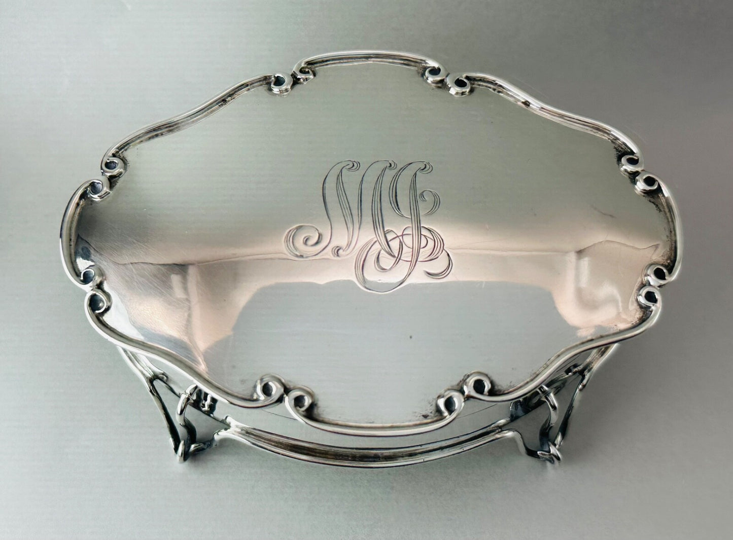 Antique Solid Silver Ring Box by William Aitken - Birmingham 1906