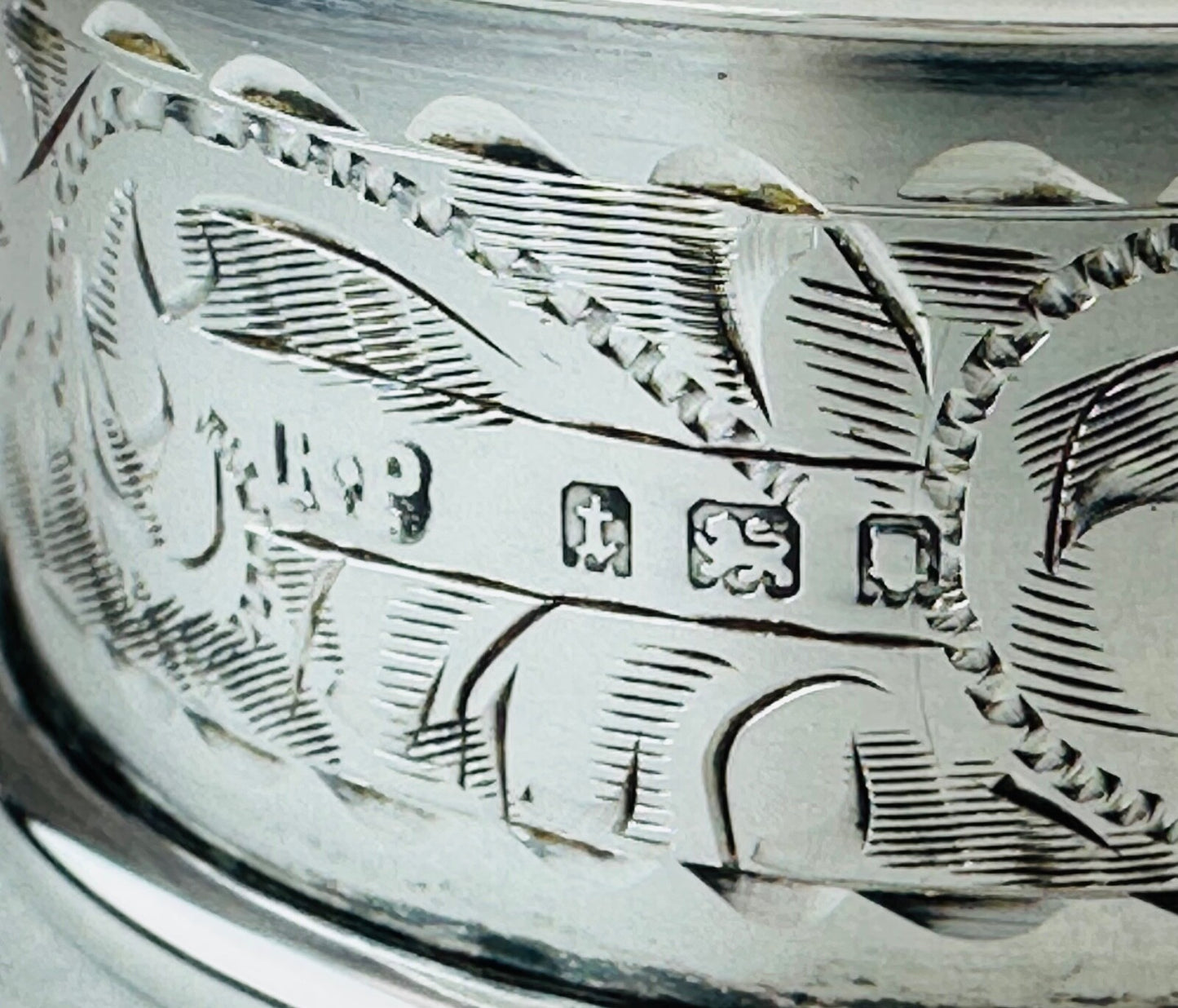 Antique Pair of Silver Napkin Rings - Boxed London 1934 - Robert Pringle & Sons