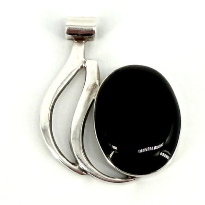 925 Sterling Silver & Black Onyx Pendant – Modernist Design