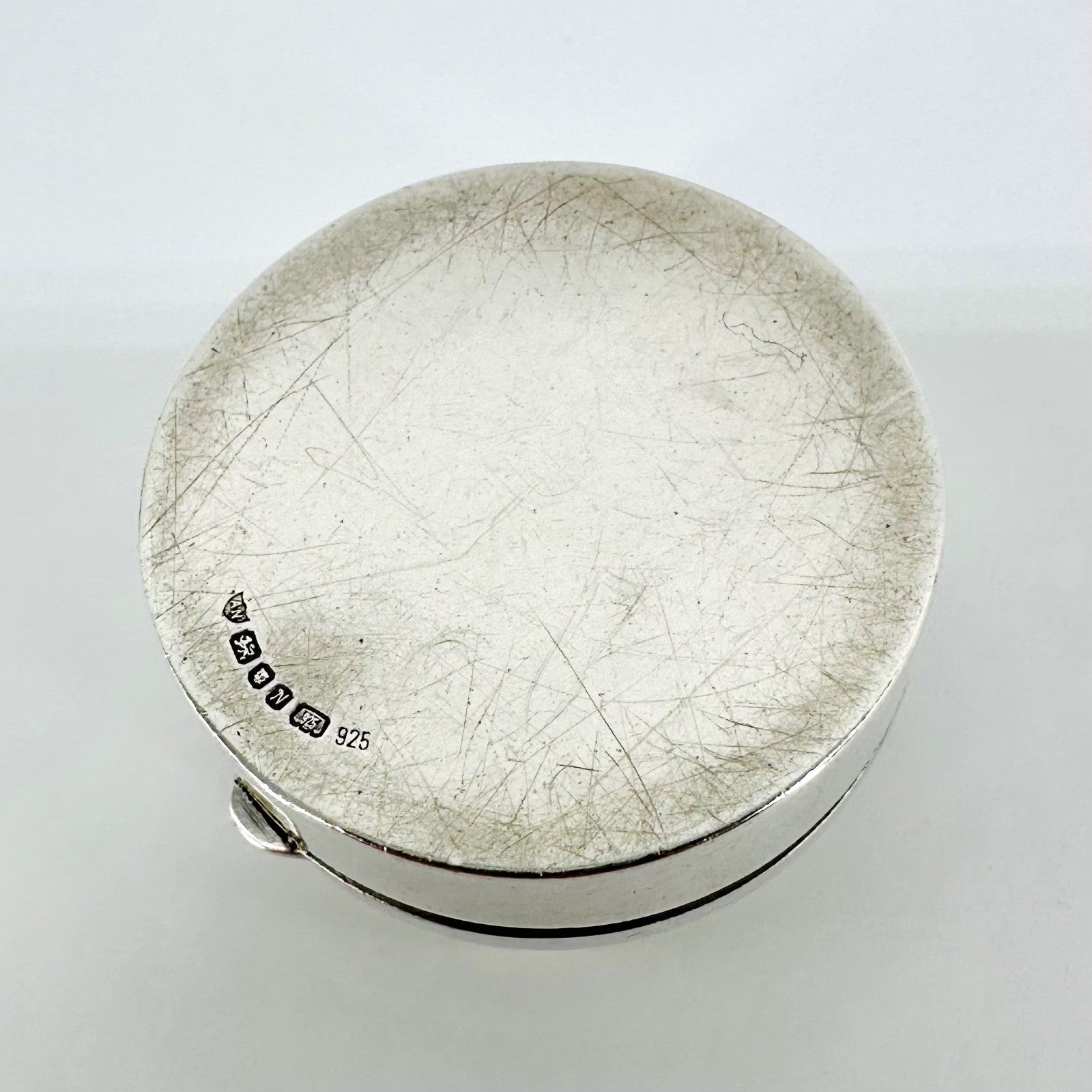 Vintage Silver Pill Pot – Ari D Norman – London 1987 – 11.25g