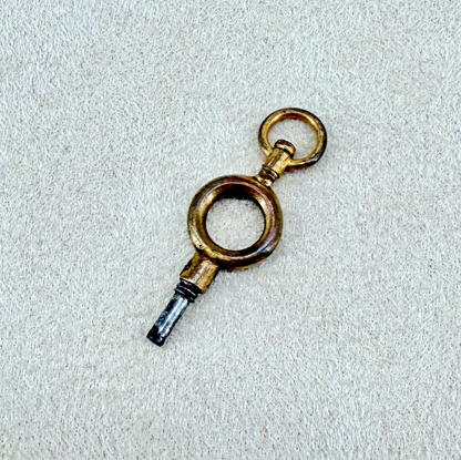 Antique Pocket Watch Winding Key 1mm Square – Swivel Loop