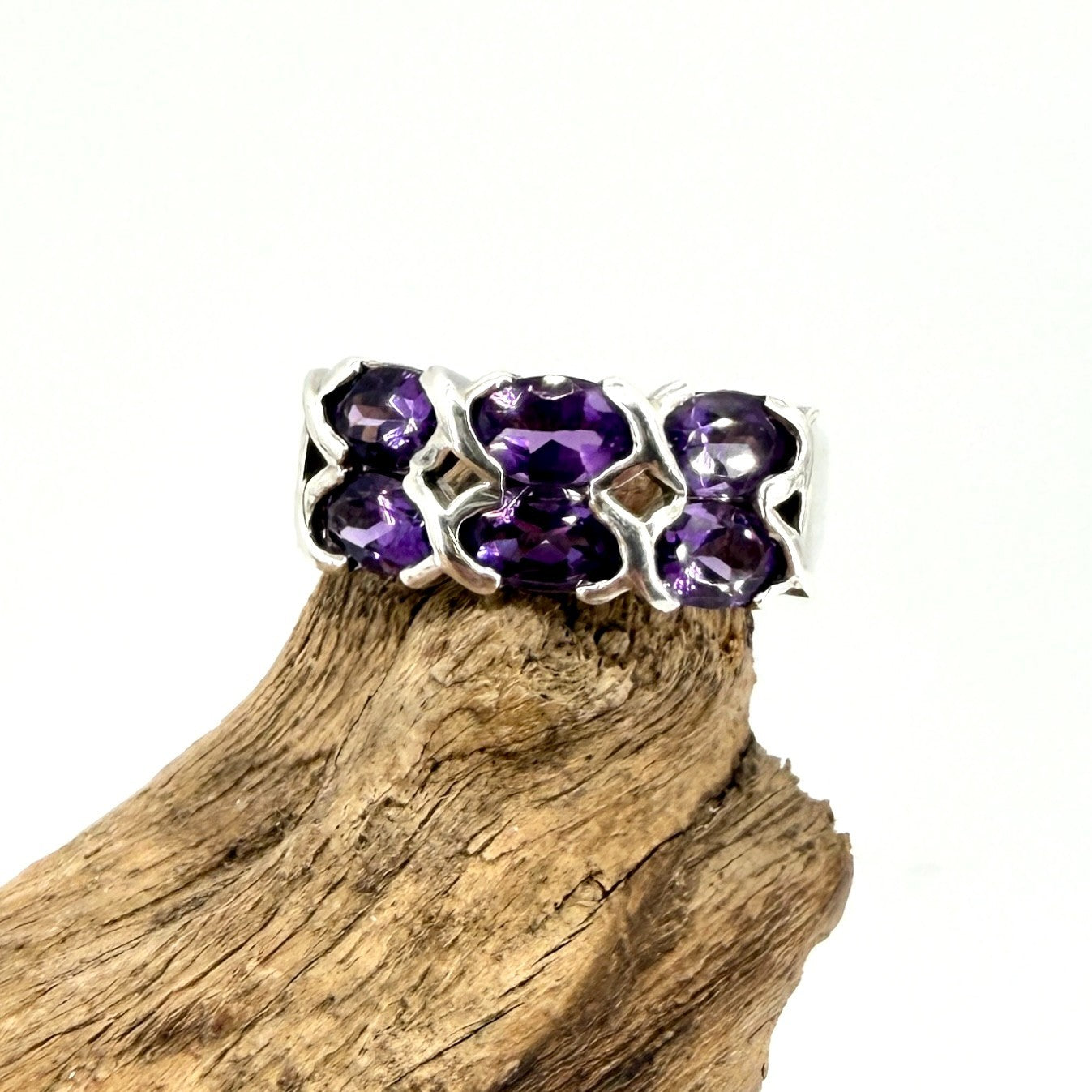 Vintage 925 Sterling Silver Amethyst Ring – UK Size O – 6 Stone Setting