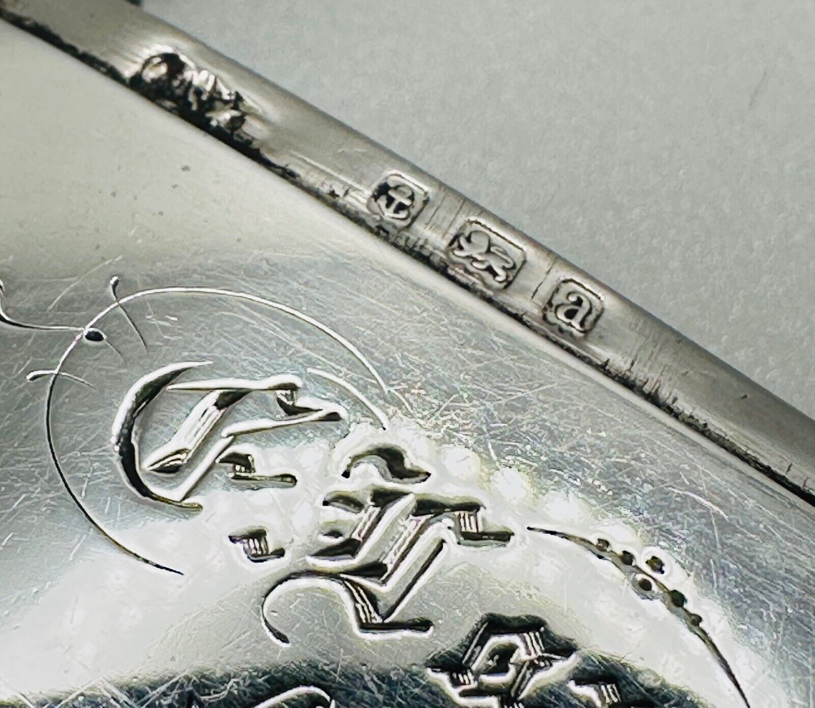 Antique Silver Curved Vesta Case - Birmingham 1900