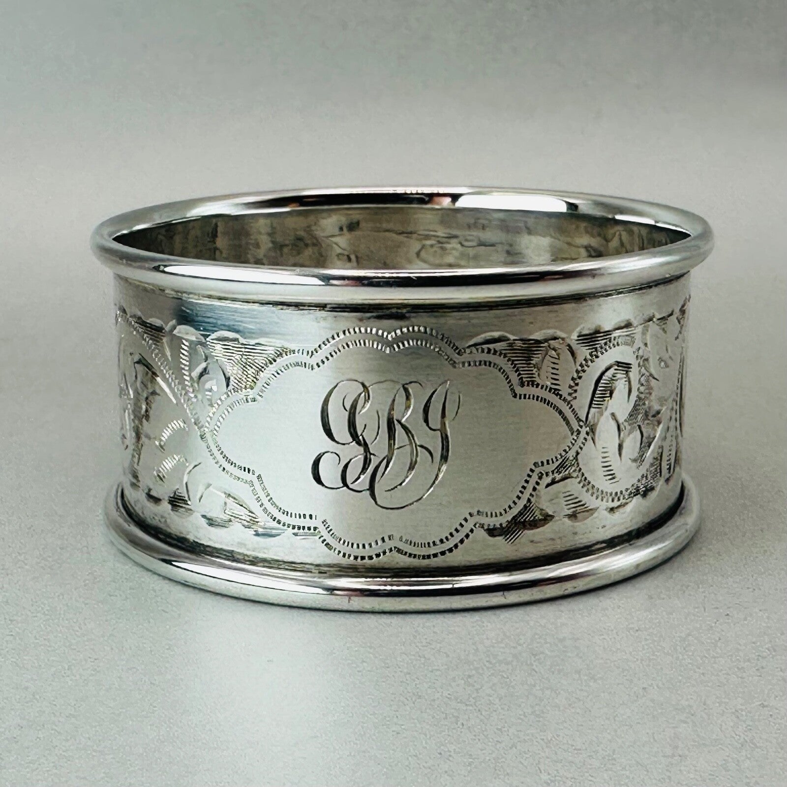 Antique Pair of Silver Napkin Rings - Boxed London 1934 - Robert Pringle & Sons