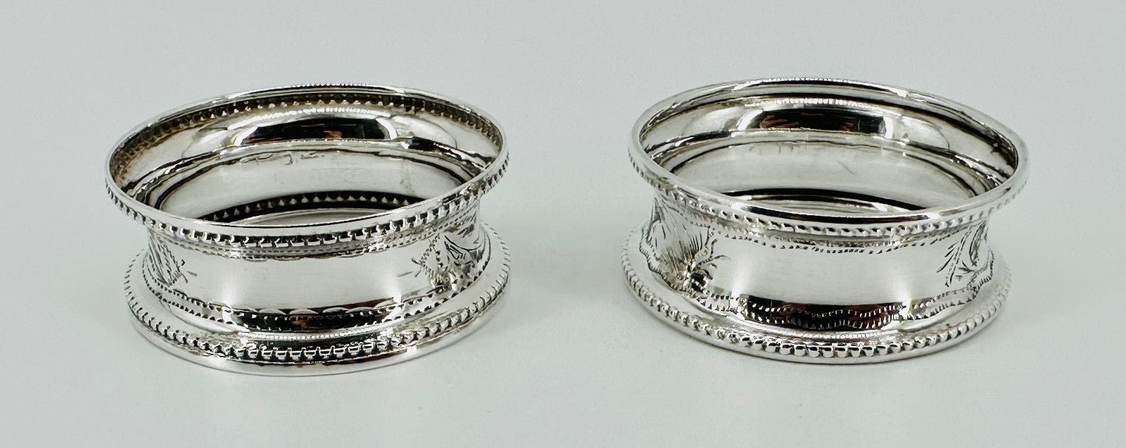 Antique Boxed Pair of Silver Napkin Rings – Chester 1908 & Birmingham 1909