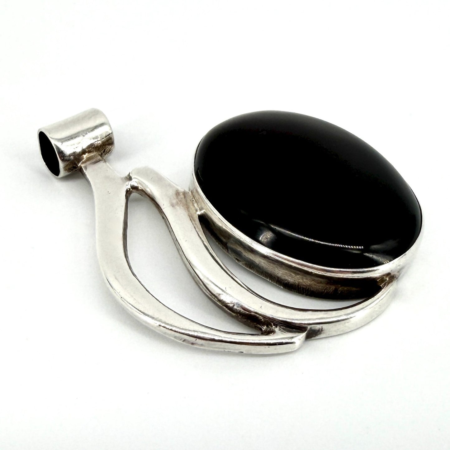 925 Sterling Silver & Black Onyx Pendant – Modernist Design
