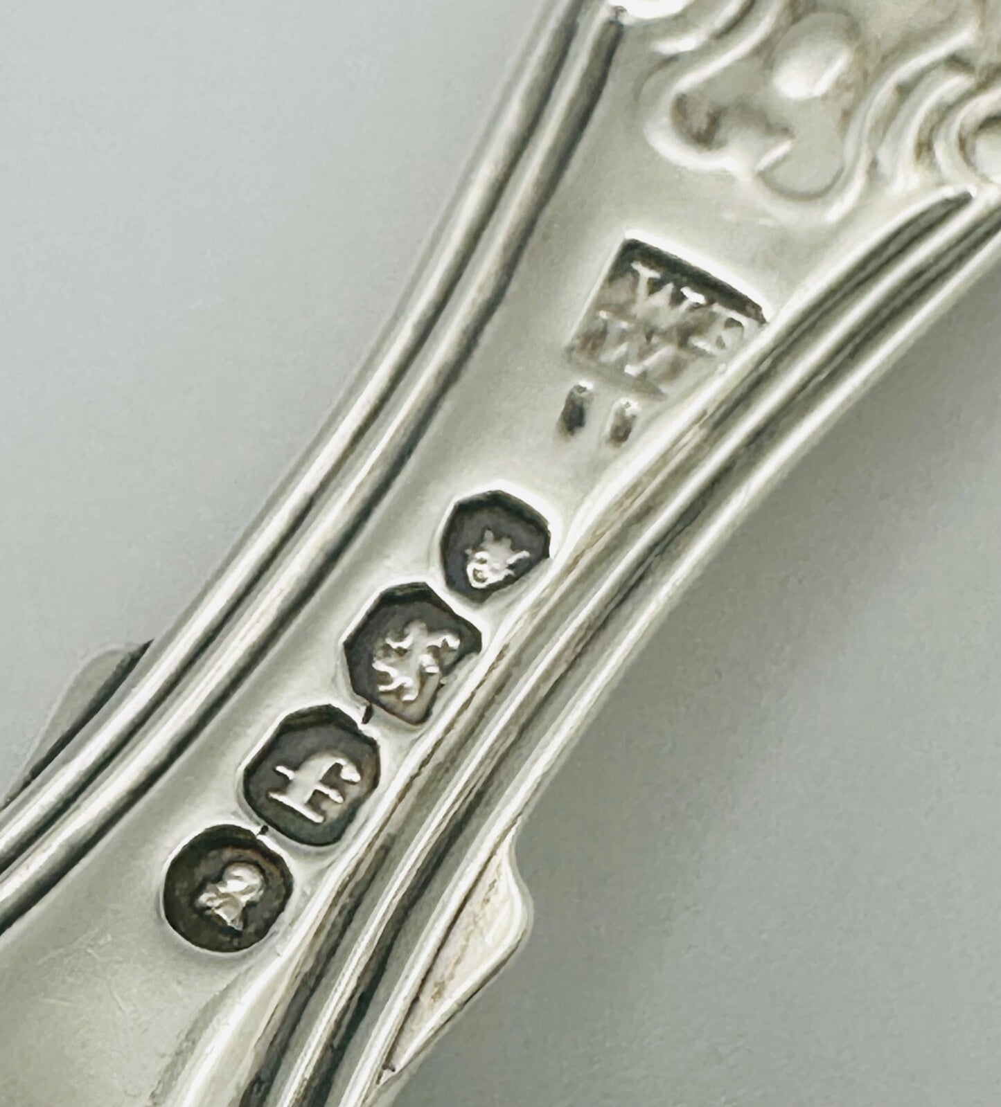 Antique Silver Tea Caddy Spoon – London 1821 – Eley & Fearn