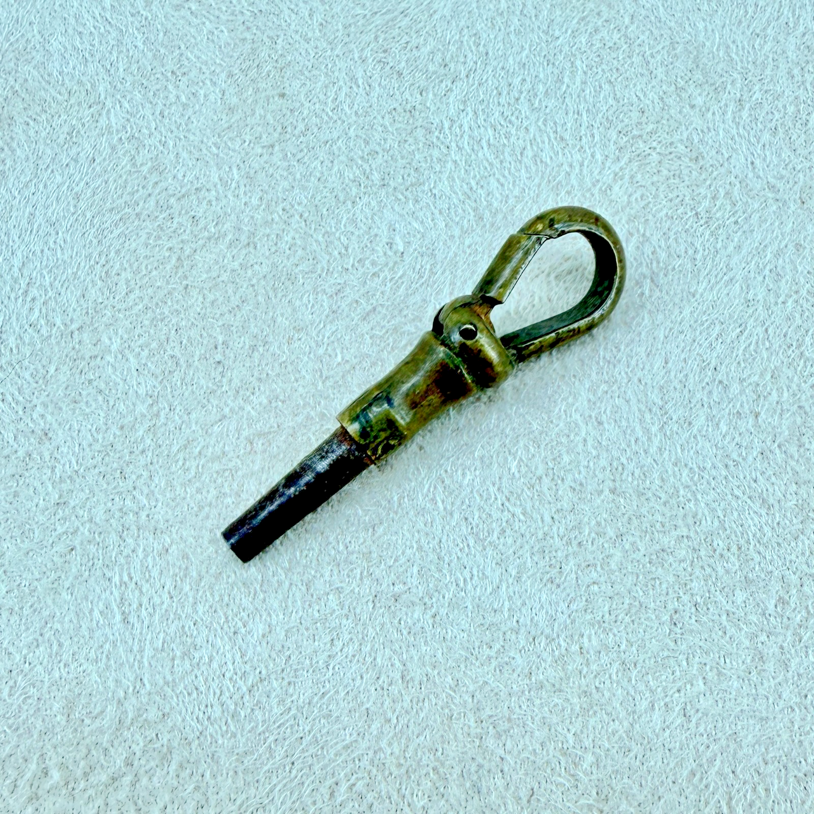 Antique Pocket Watch Winding Key with Spring Clasp Clip – 1.4mm