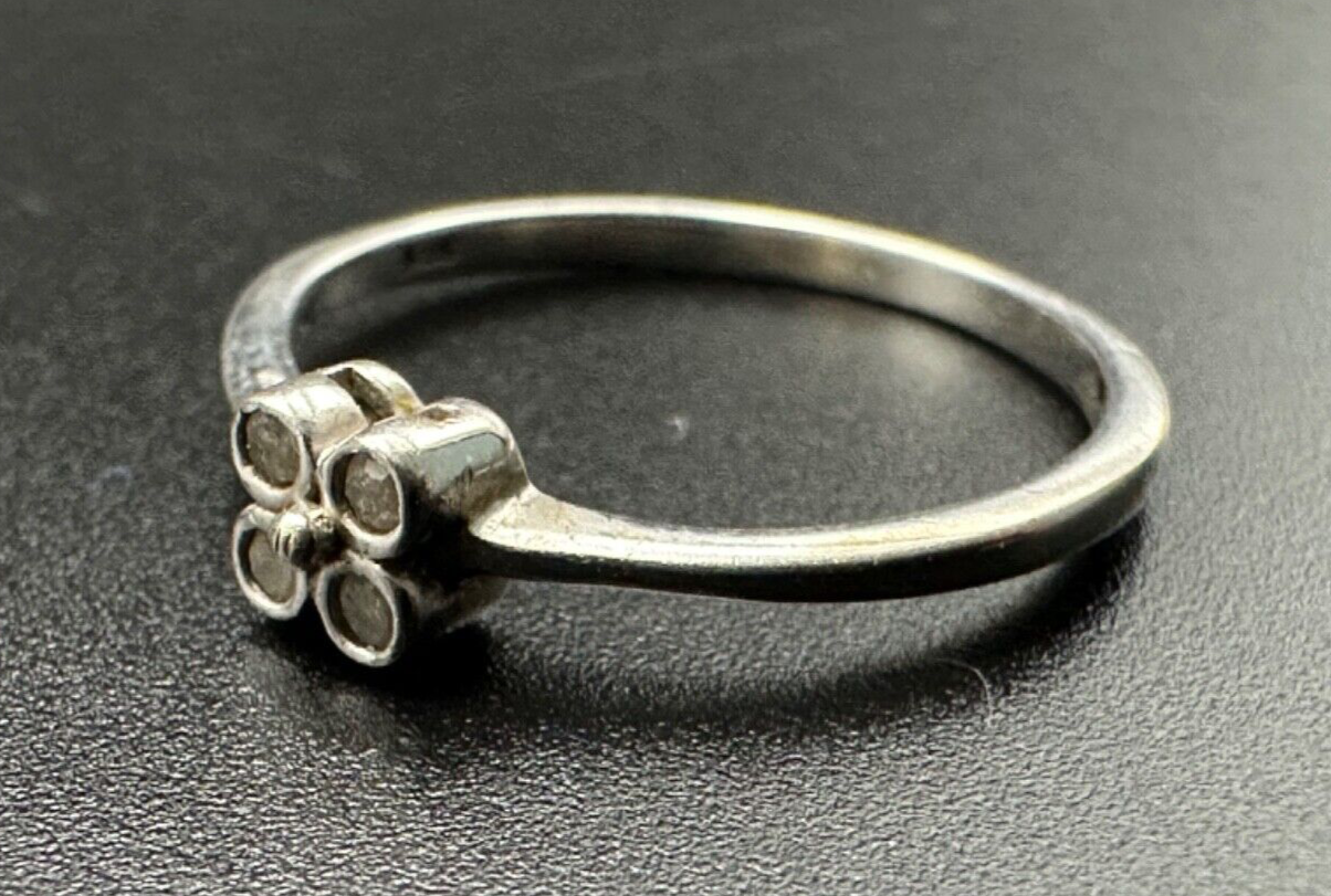 Vintage Sterling Silver & Diamond Ring - Size N 1/2