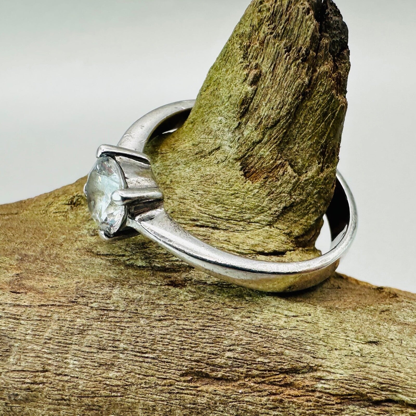 Vintage Silver Ring with Sparkling Clear Stone - Size Q½ - Stamped 925