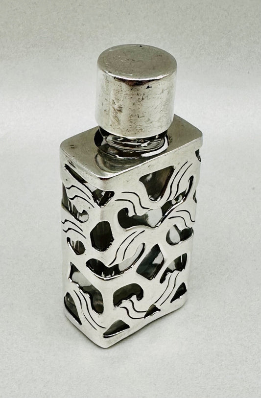1971 Sterling Silver & Glass Perfume Bottle – Hallmarked Ari D Norman, London
