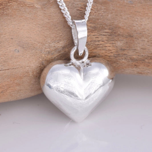 Brand New 925 Sterling Silver Heart Necklace