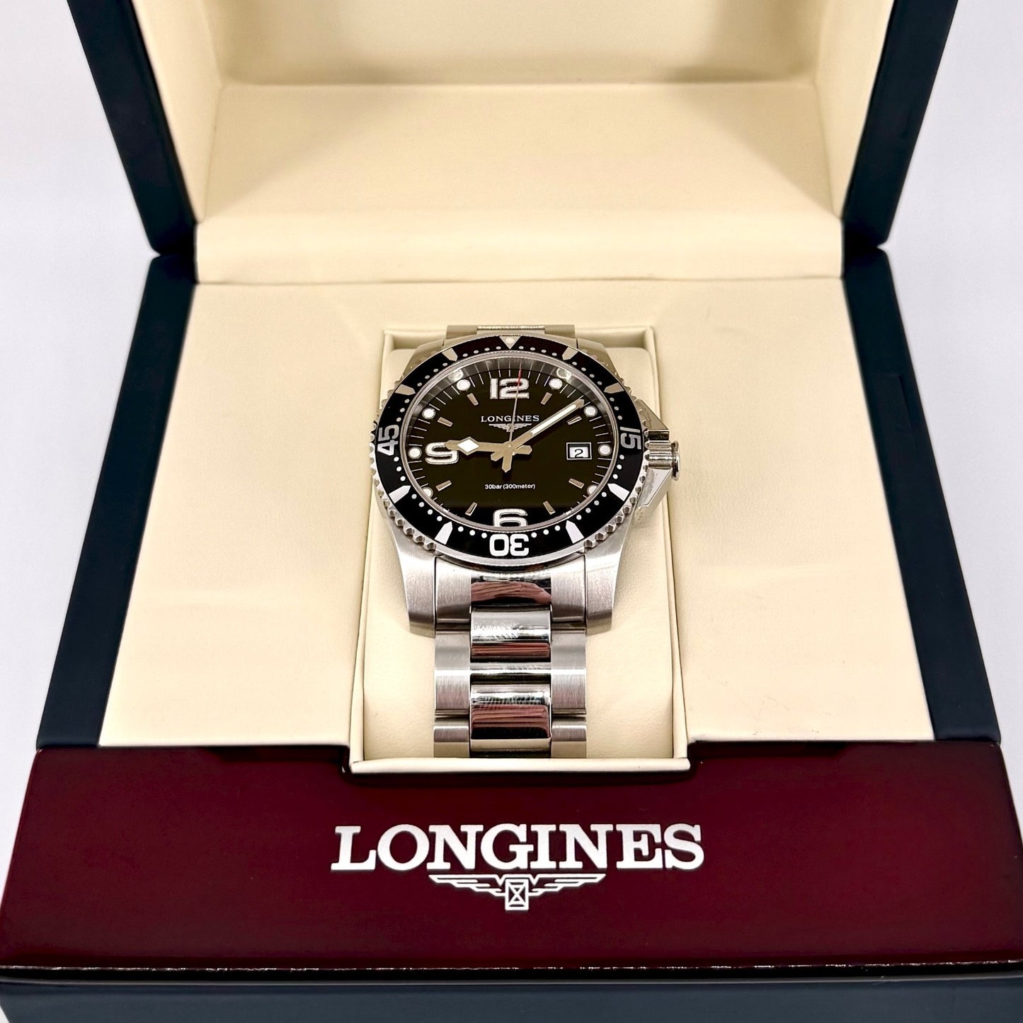 Longines HydroConquest Quartz Diver Watch - L3.740.4.56.6 - Box & Papers