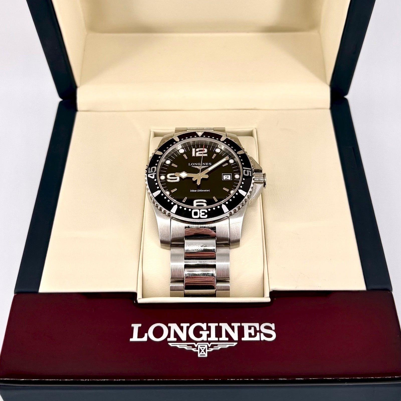 Longines HydroConquest Quartz Diver Watch - L3.740.4.56.6 - Box & Papers