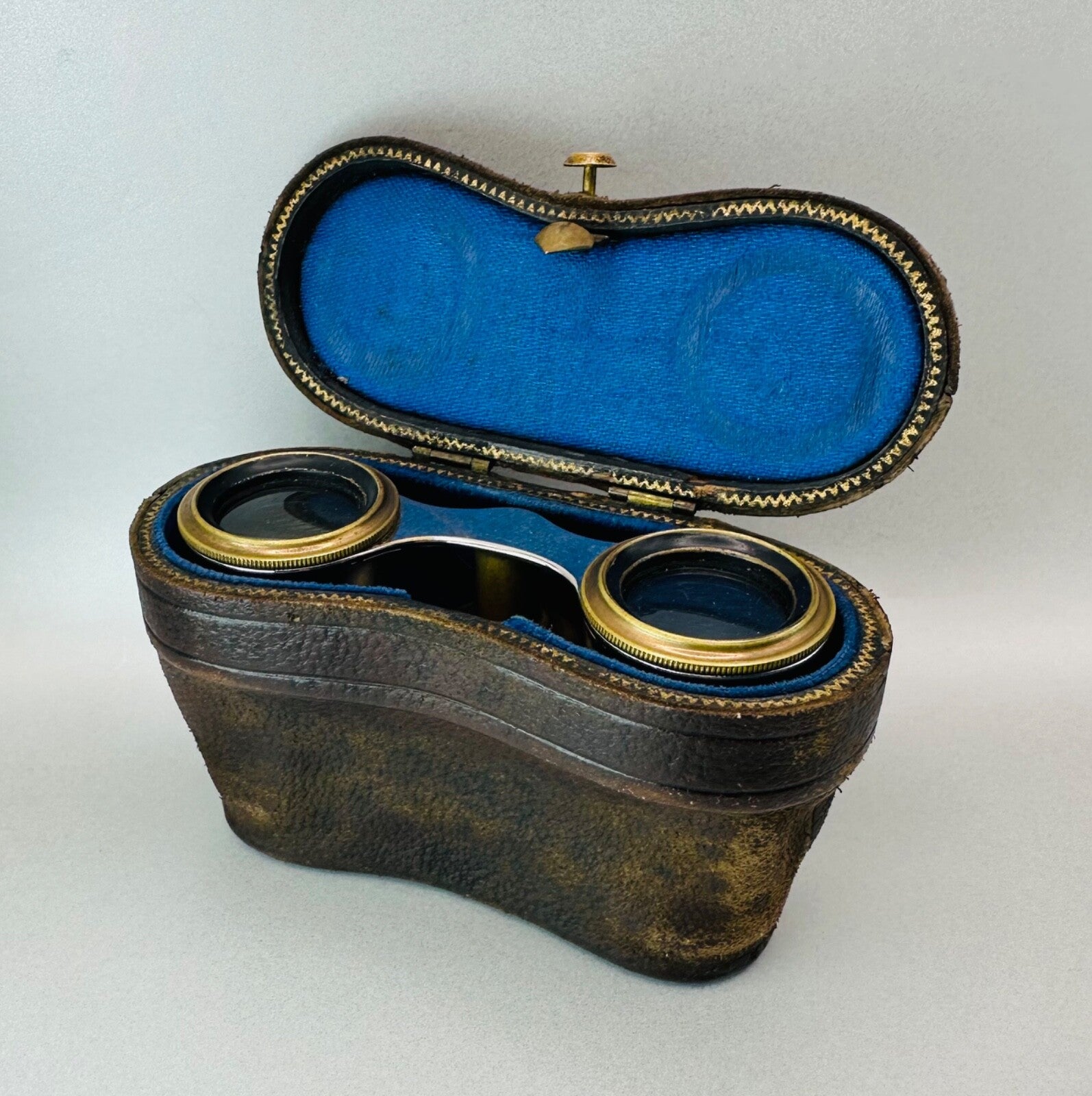 Antique Mother of Pearl Opera Glasses with Case – Excellent Condition
