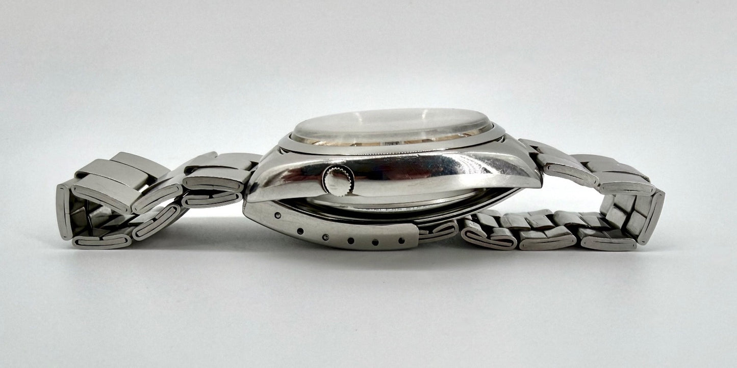 Vintage Seiko Automatic Day Date Watch – 7009-8210 – 17 Jewels