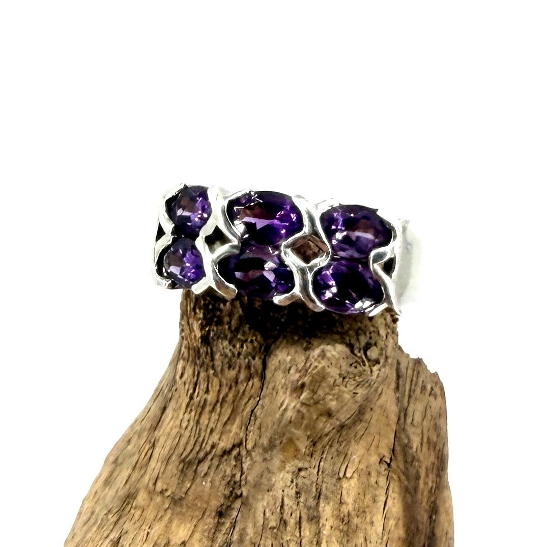 Vintage 925 Sterling Silver Amethyst Ring – UK Size O – 6 Stone Setting