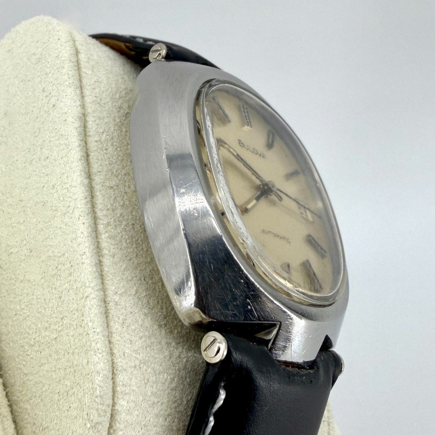 Vintage Bulova Automatic Watch – Cal. 11AOACD – c. Late 1970s