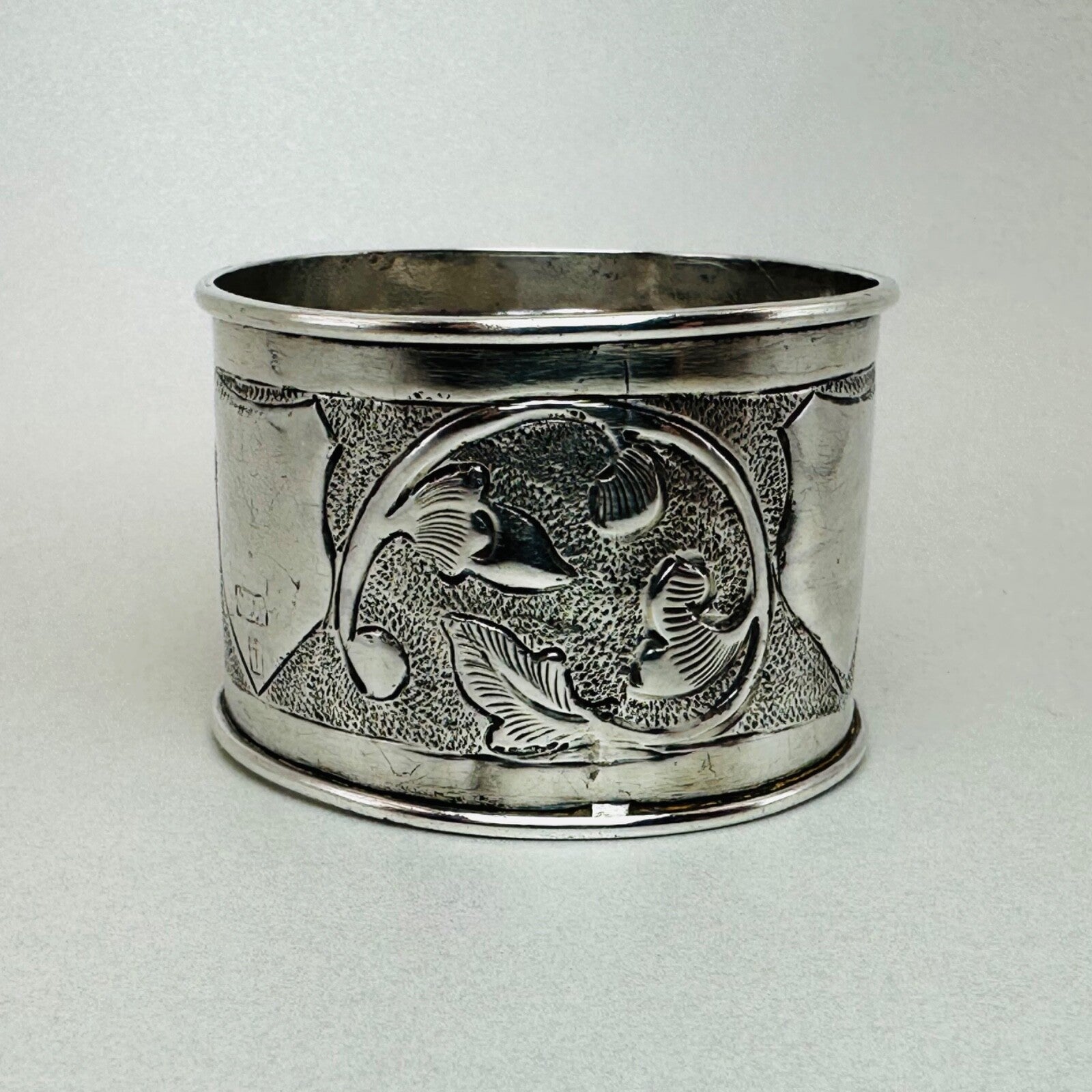 Antique Silver Napkin Ring – Floral Engraving – Hallmark Rubbed