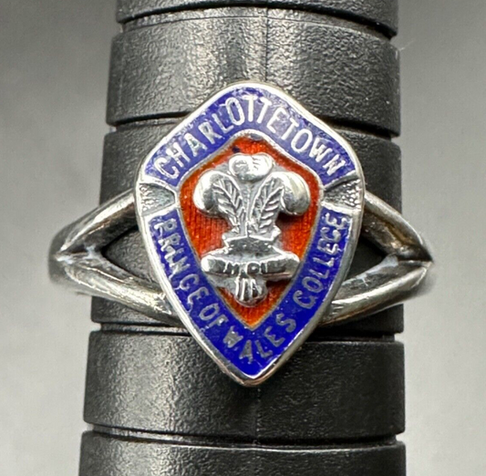 Vintage Silver Class Ring - Prince Of Wales College - Canada