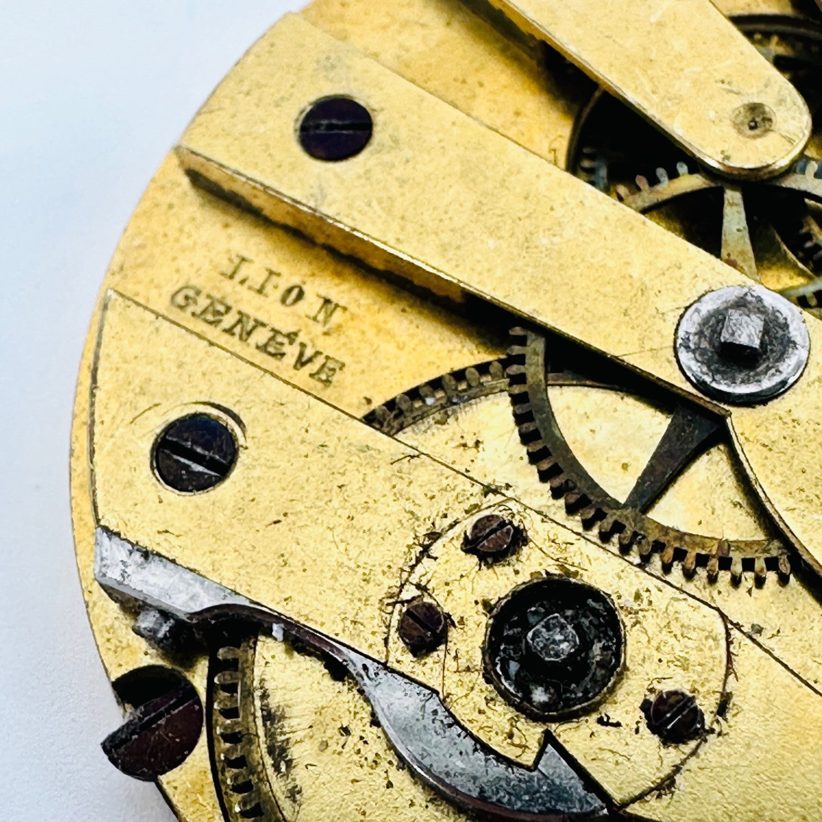 Antique Lion Genève Pocket Watch Movement, Key Wound, Working – 36.1mm