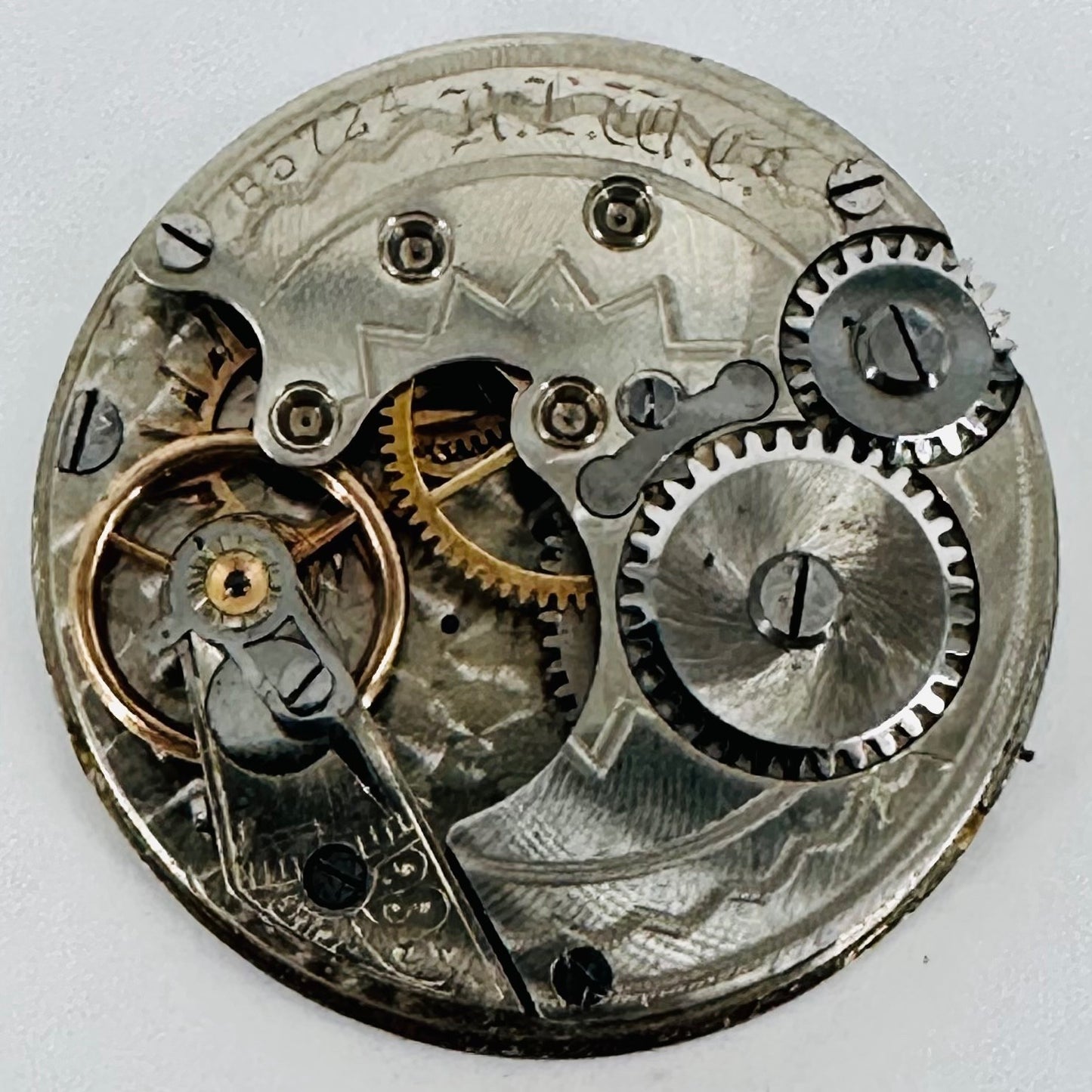Antique New England Watch Co. Watch Movement - Serial 85724 - Spares/Repair