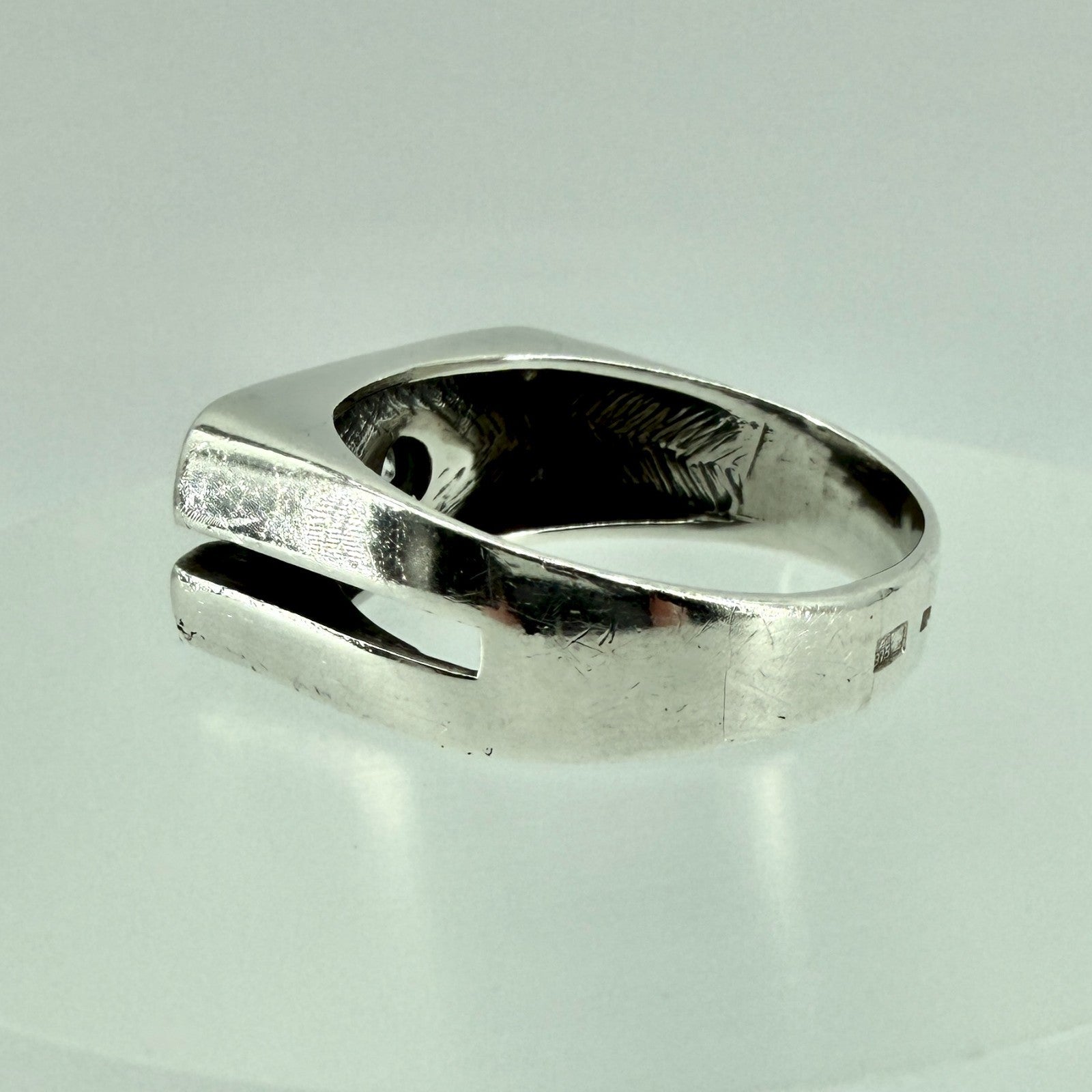 Vintage Polish Silver Ring with White Stone – UK Size W