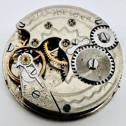 Antique New England Watch Co. Watch Movement - Serial 85724 - Spares/Repair