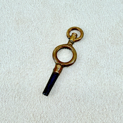 Antique Pocket Watch Winding Key 1.4mm Square – Swivel Loop