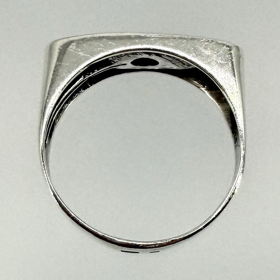 Vintage Polish Silver Ring with White Stone – UK Size W