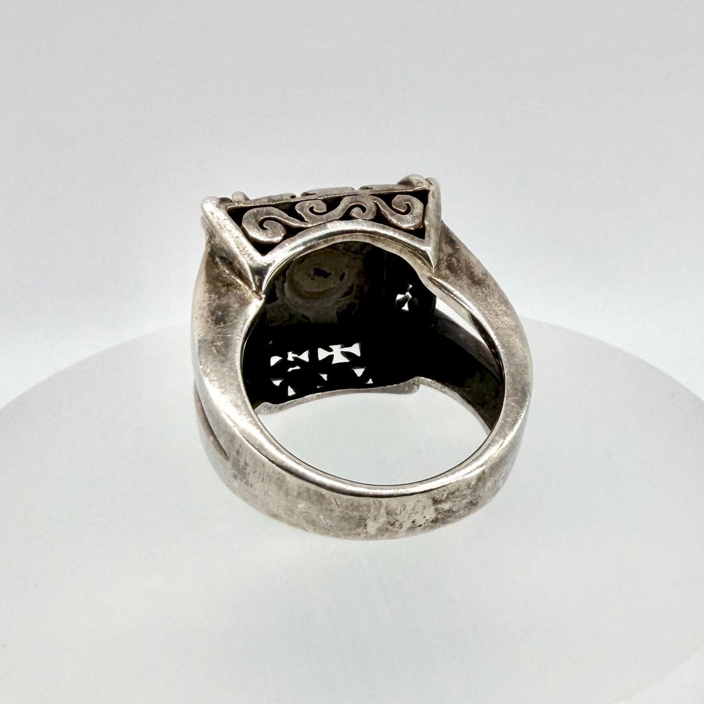 Vintage Sterling Silver Onyx Ring - UK Size P – Gothic / Cross Motif