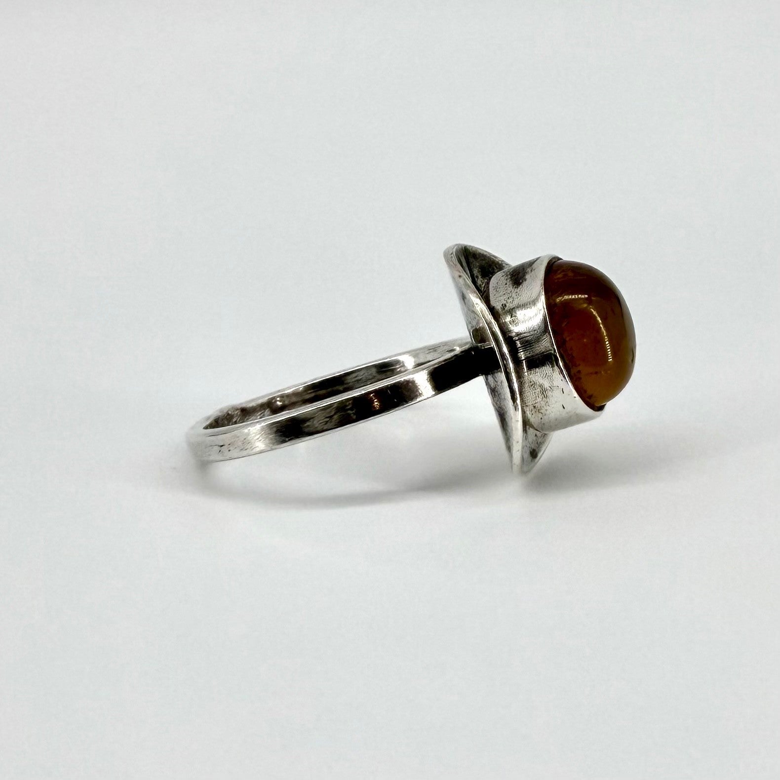 Vintage Polish Silver & Amber Ring – Modernist Design – Size N½