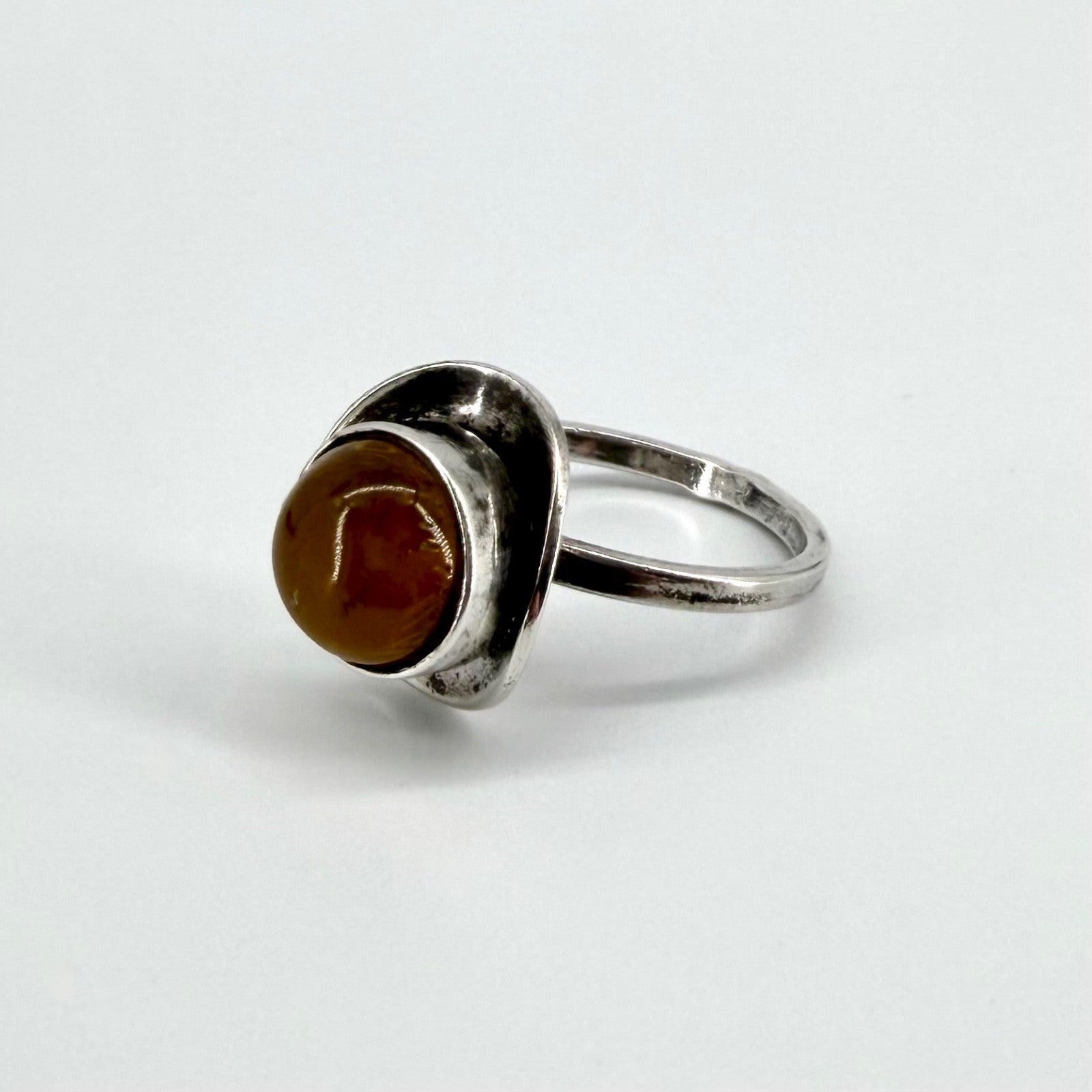 Vintage Polish Silver & Amber Ring – Modernist Design – Size N½