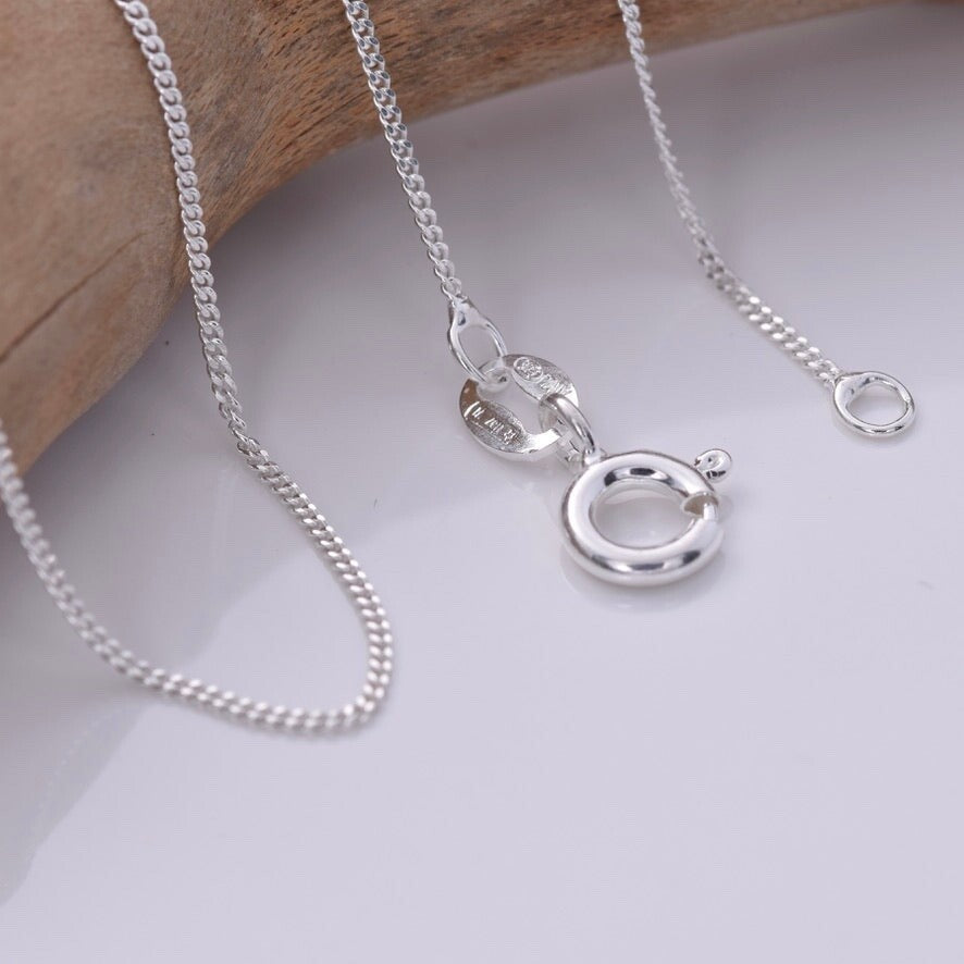 Brand New 925 Sterling Silver Chrysanthemum Necklace