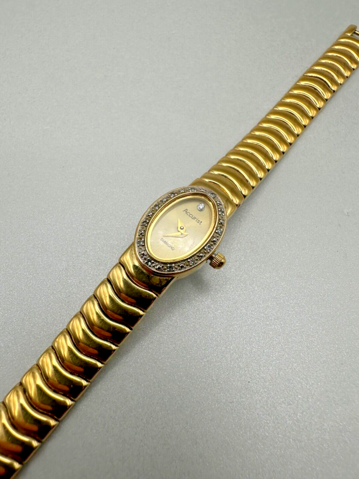 Accurist Diamond Ladies Wristwatch (Model LB 030G) for Spares or Repair