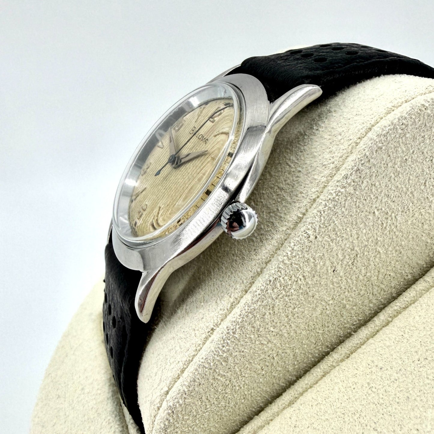 Vintage Bulova Manual Wind Wristwatch – 10BUC – c.1950s – Working