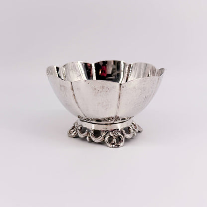 Antique Silver Bowl with Ornate Foot, Base Stamped Silver, 93mm - image 4