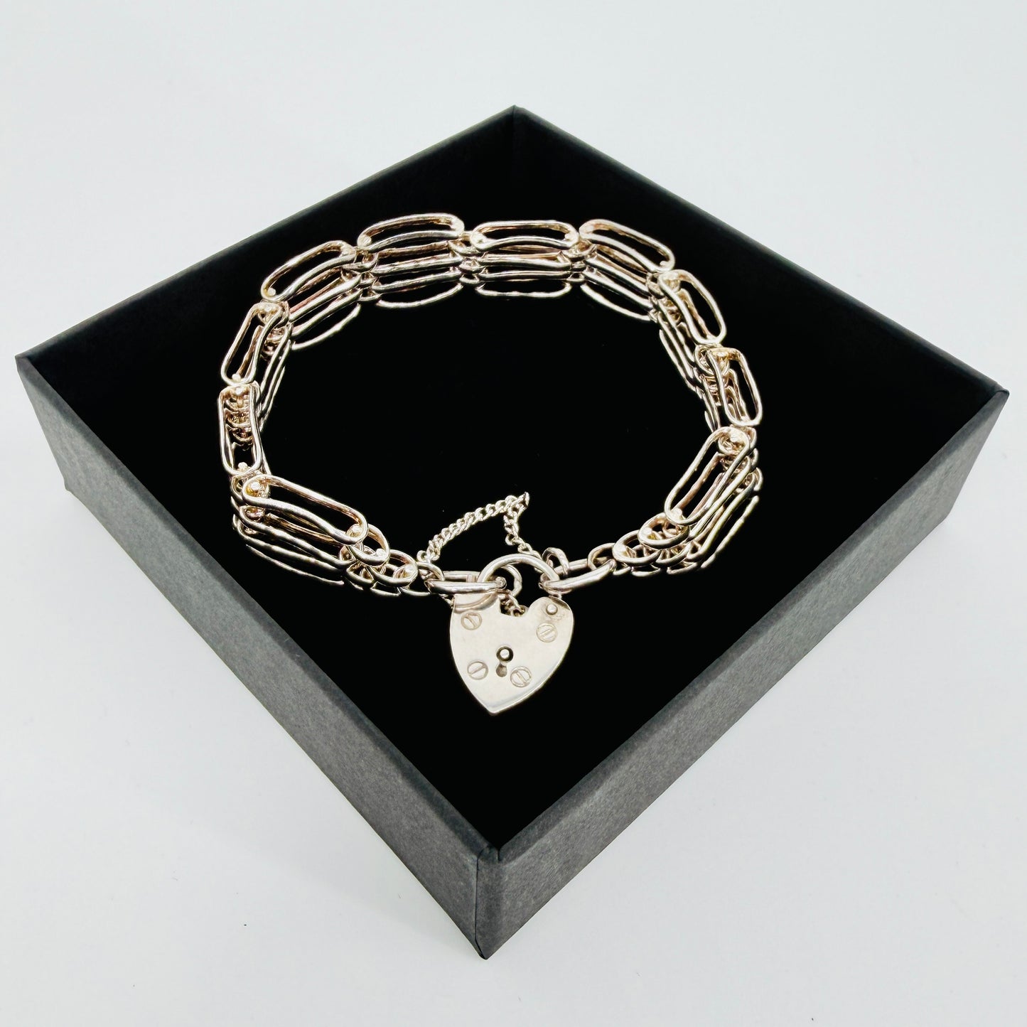 Vintage Sterling Silver Gate Link Bracelet - Heart Padlock - Hallmarked
