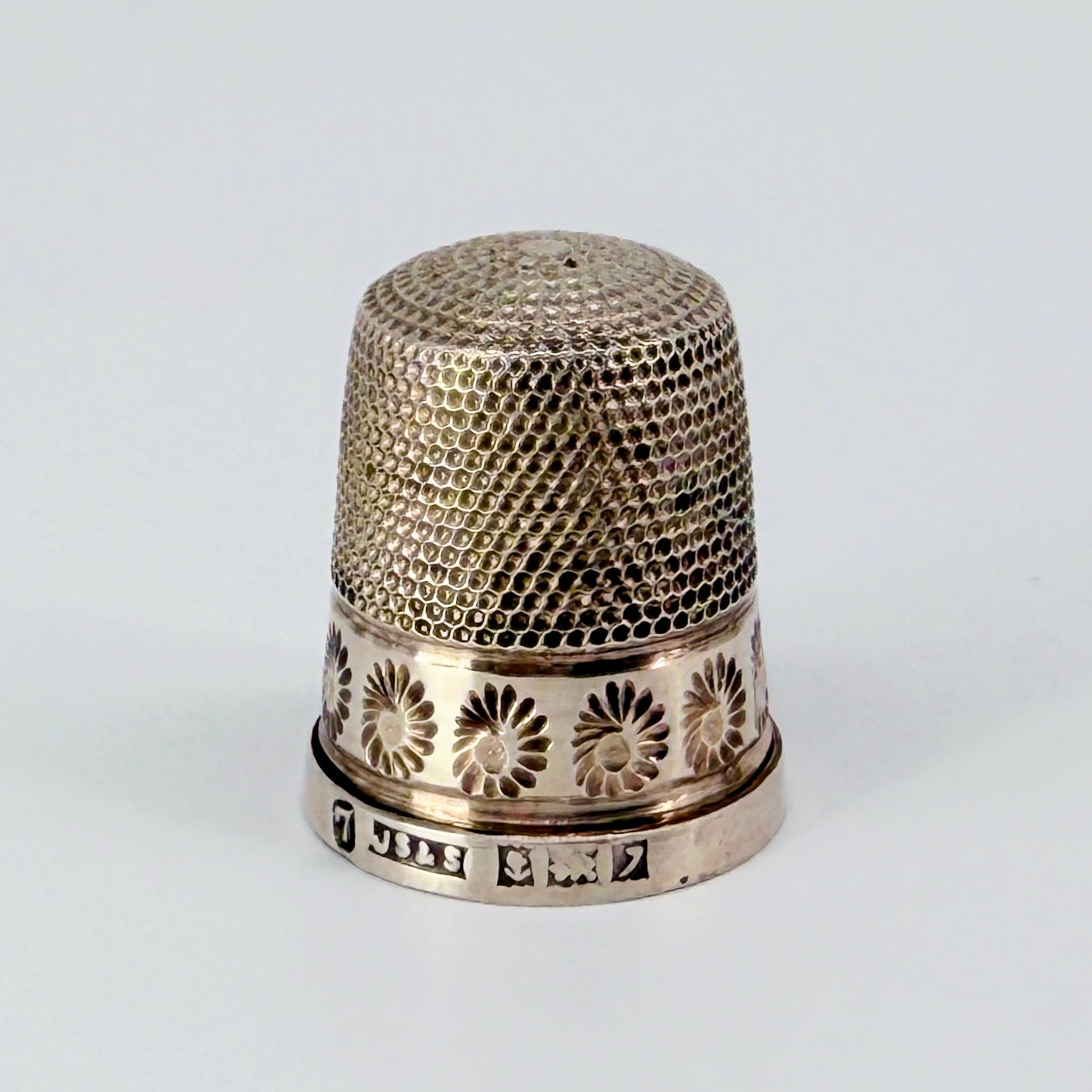 Vintage Sterling Silver Thimble – James Swann & Son – Birmingham 1958