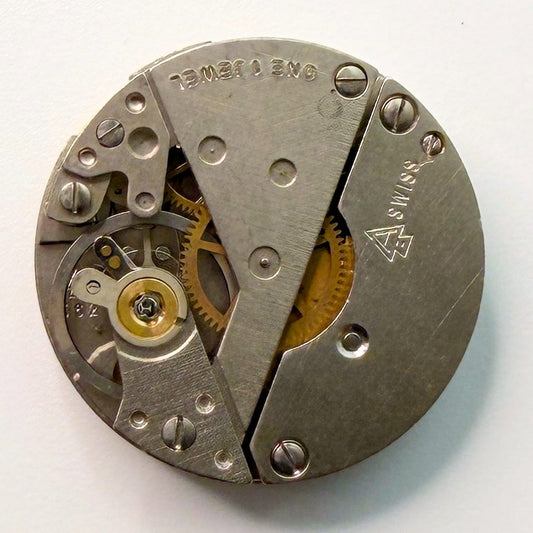 Ingersoll Amida 562 Vintage Swiss Watch Movement – 19.3mm, For Spares or Repair - image 2