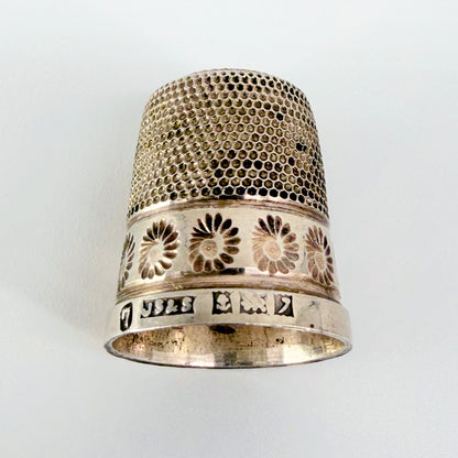 Vintage Sterling Silver Thimble – James Swann & Son – Birmingham 1958