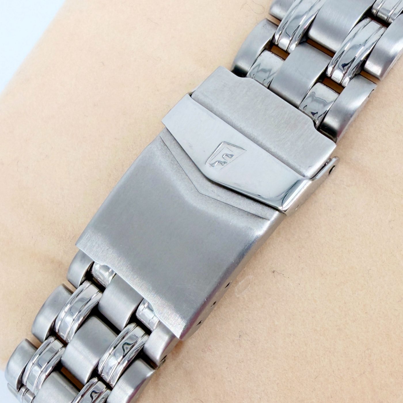 Festina 6561 Chronograph Wristwatch, Miyota 6W70, Box & Papers, 1998, Unworn - image 9