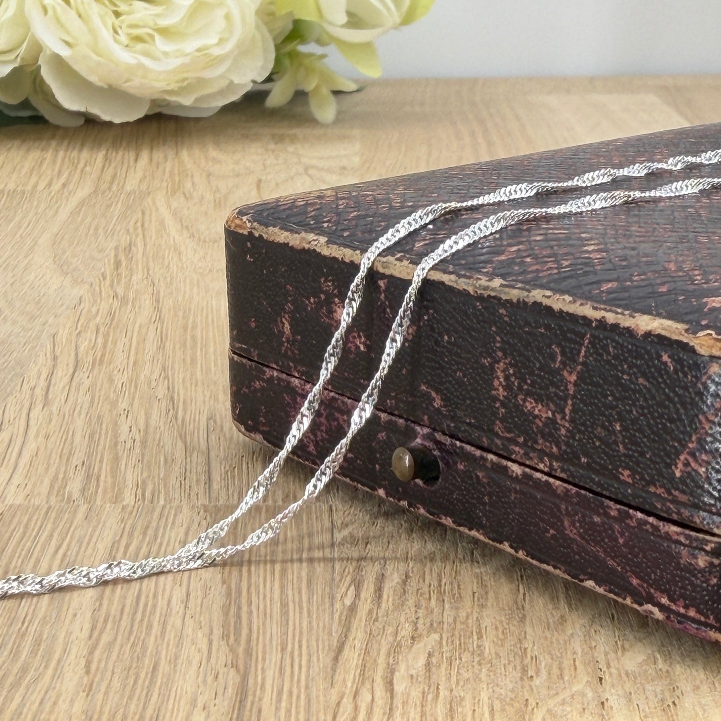 Brand New 925 Sterling Silver Singapore Chain Necklace – 18" (45cm)