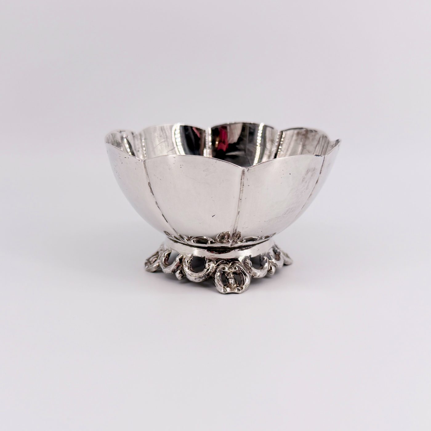 Antique Silver Bowl with Ornate Foot, Base Stamped Silver, 93mm - image 3