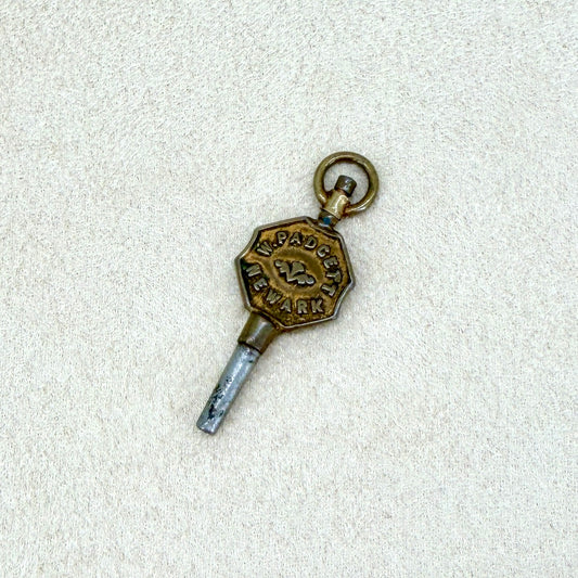 Antique Advertising Pocket Watch Winding Key – W Padgett – 1.4mm