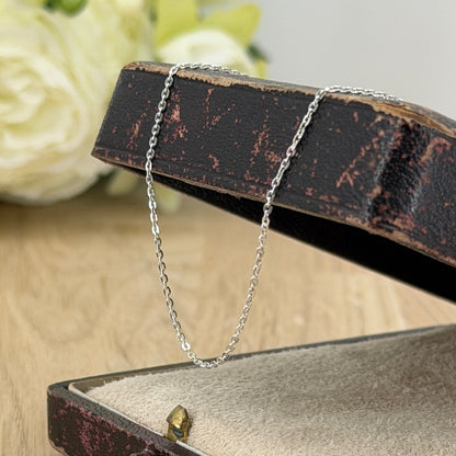 Brand New 925 Sterling Silver Trace Chain Necklace – 18" (45cm)